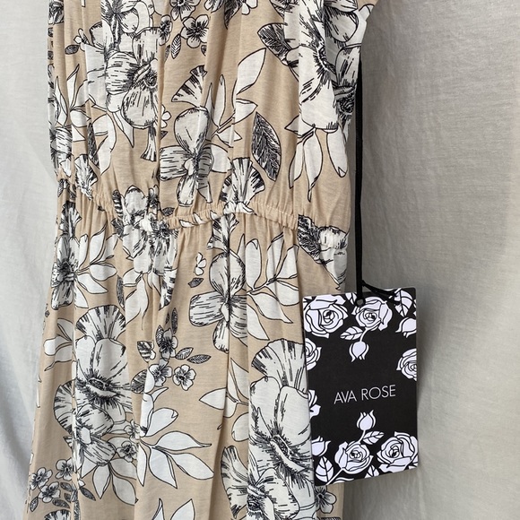 AVA ROSE - Beige floral Dress - Size XL - Picture 6 of 7